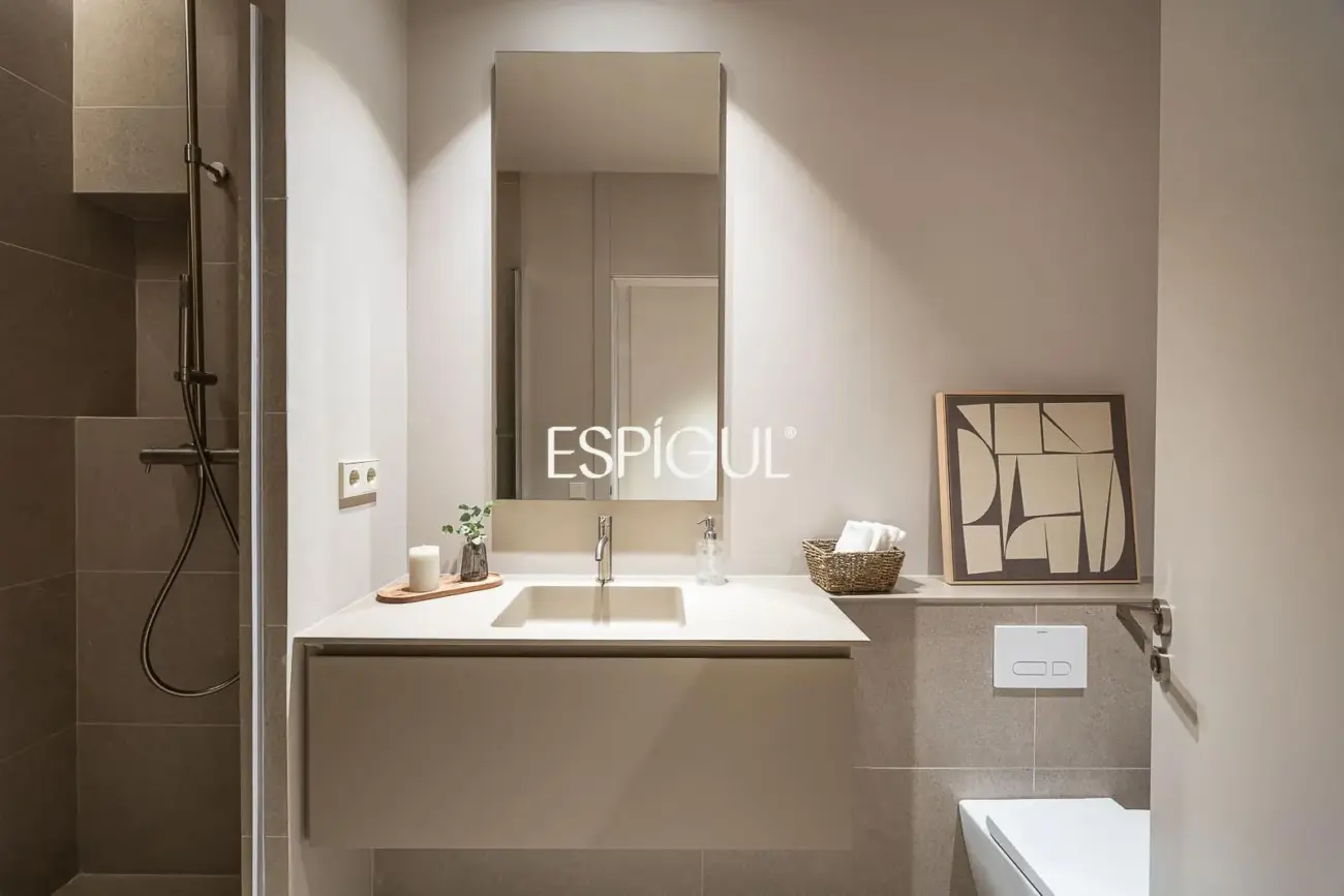 Piso exclusivo en venta en Gran Via de les Corts Catalanes, Eixample Dret