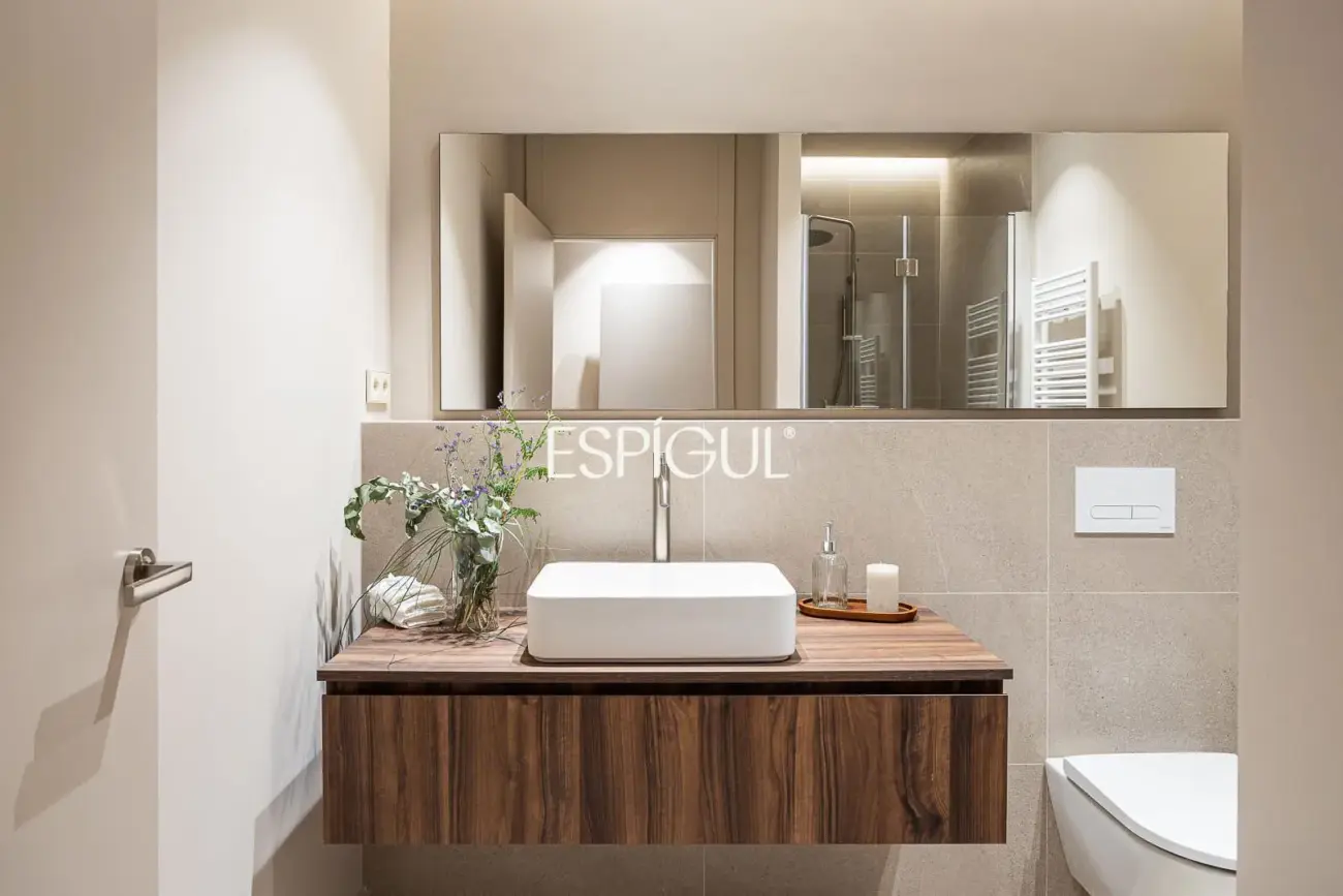 Piso exclusivo en venta en Gran Via de les Corts Catalanes, Eixample Dret