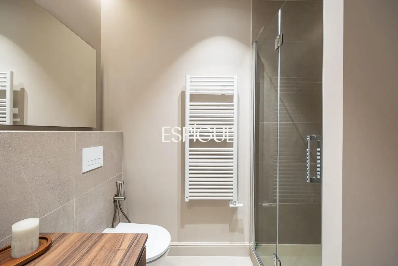 Piso exclusivo en venta en Gran Via de les Corts Catalanes, Eixample Dret