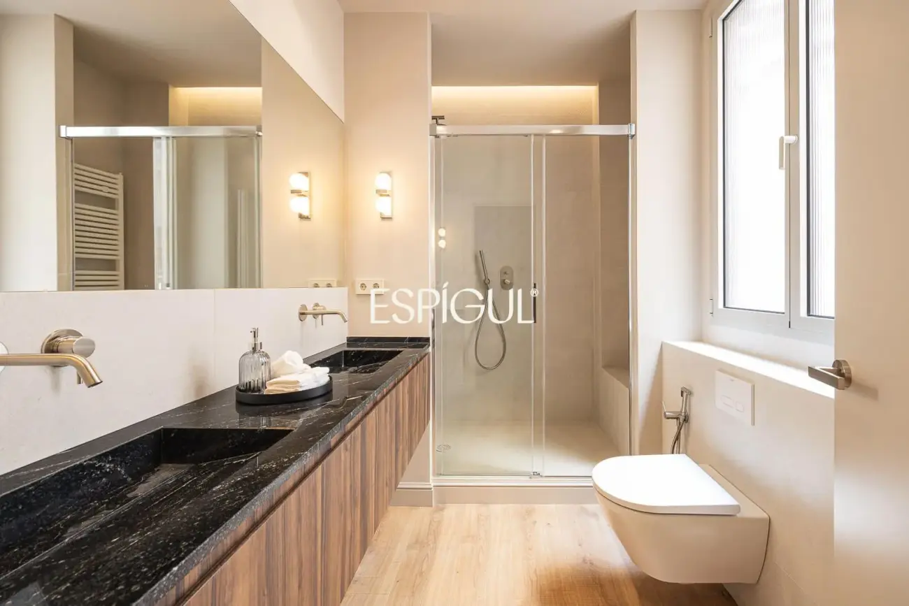 Piso exclusivo en venta en Gran Via de les Corts Catalanes, Eixample Dret