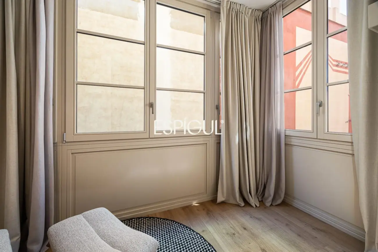 Piso exclusivo en venta en Gran Via de les Corts Catalanes, Eixample Dret