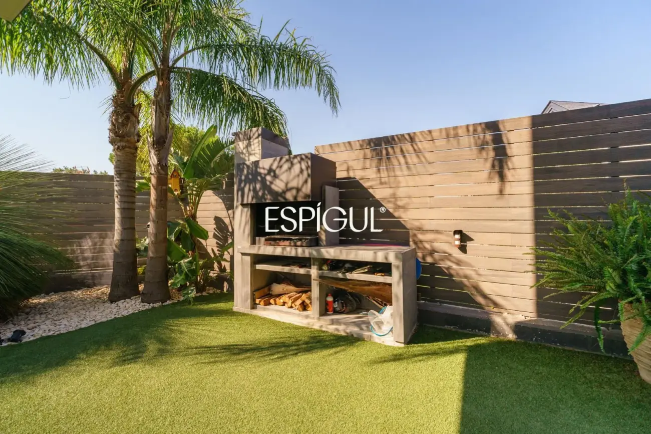 Exclusiva casa en venta de diseño en Can Mates
