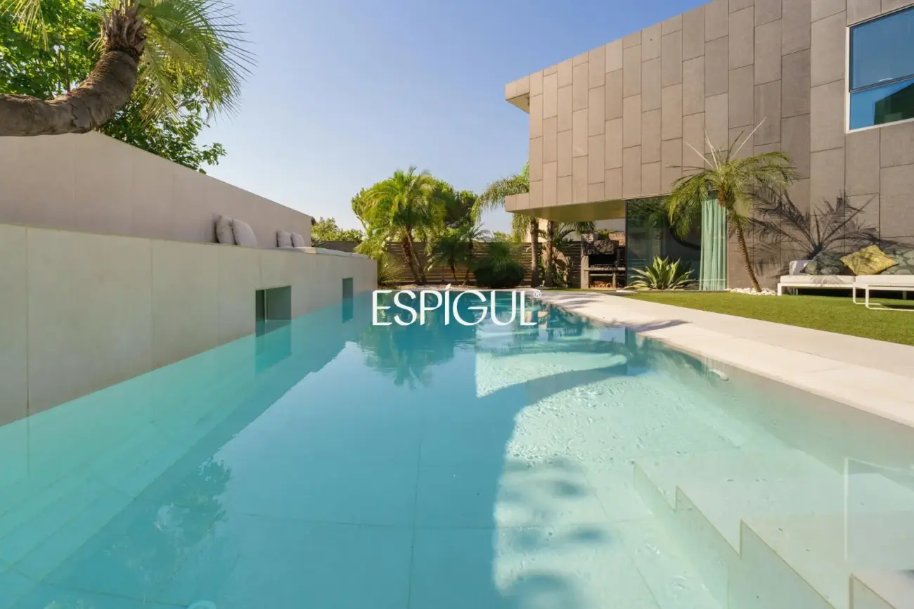 Exclusiva casa en venta de diseño en Can Mates