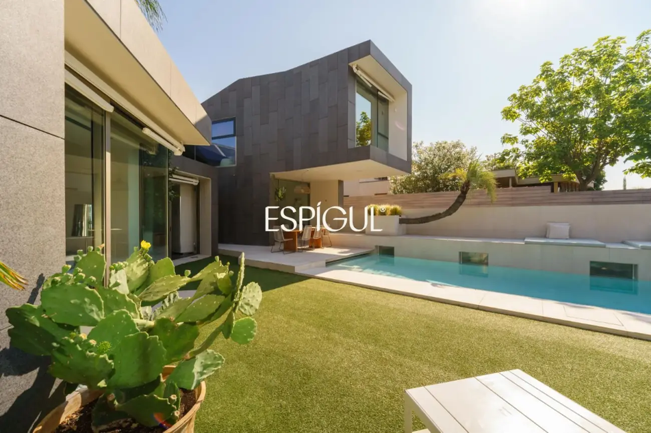 Exclusiva casa en venta de diseño en Can Mates