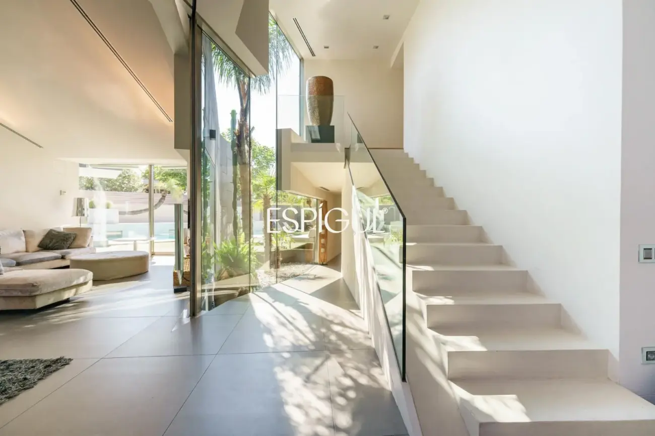Exclusiva casa en venta de diseño en Can Mates