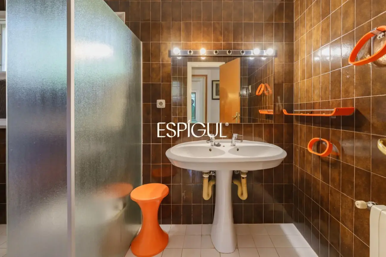 CASA EN VENTA EN BELLATERRA