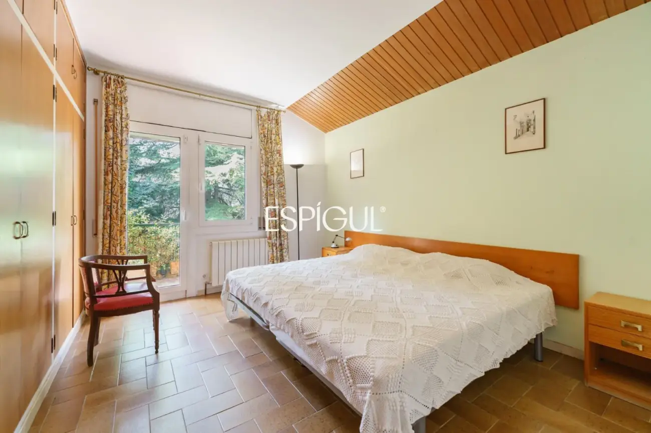 CASA EN VENTA EN BELLATERRA