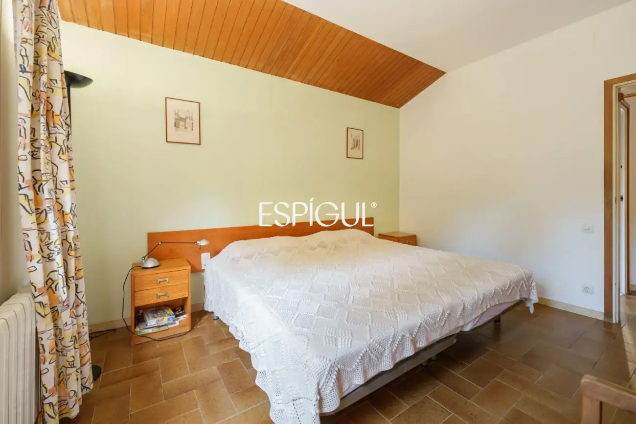 CASA EN VENTA EN BELLATERRA