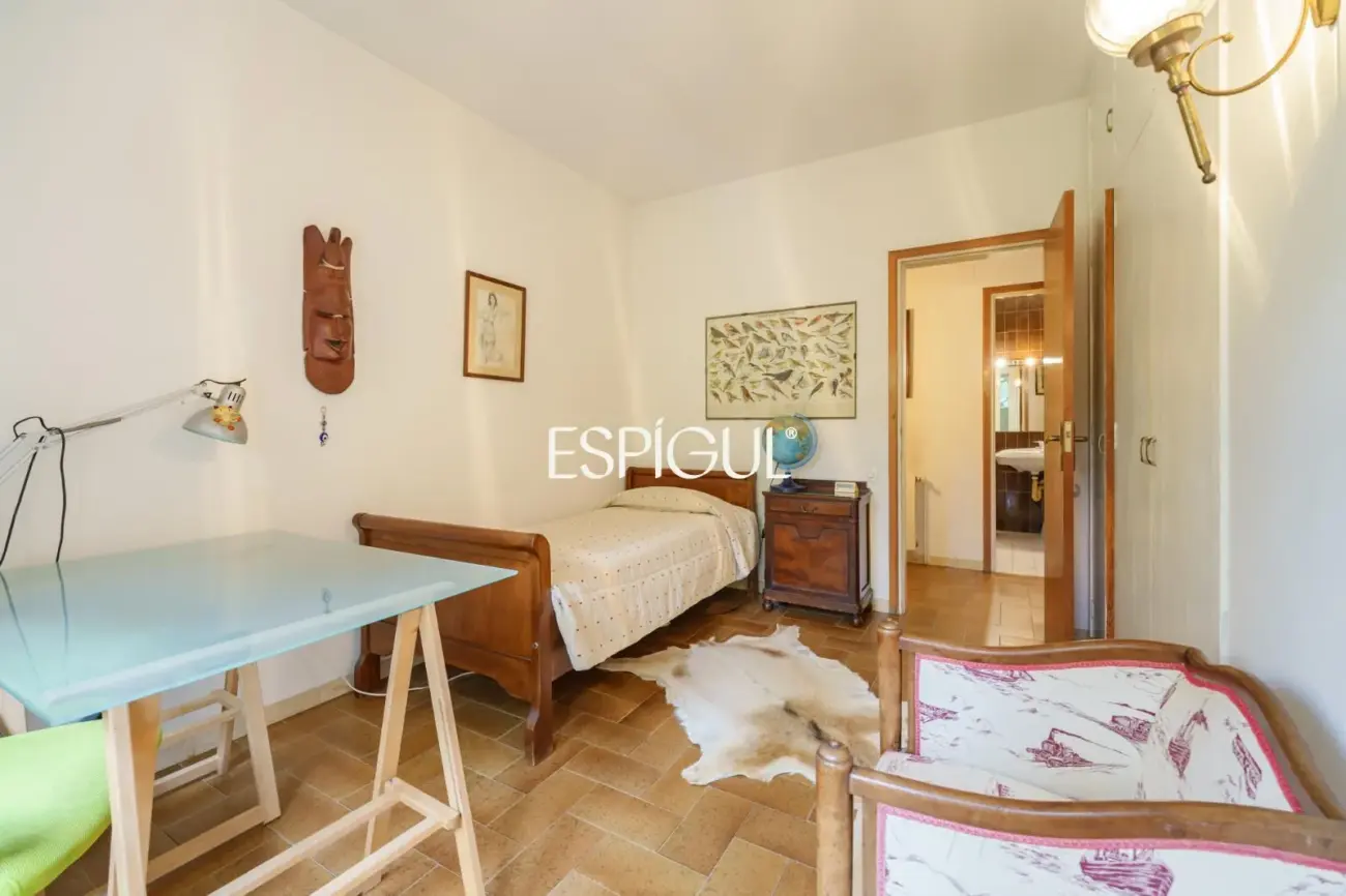 CASA EN VENTA EN BELLATERRA