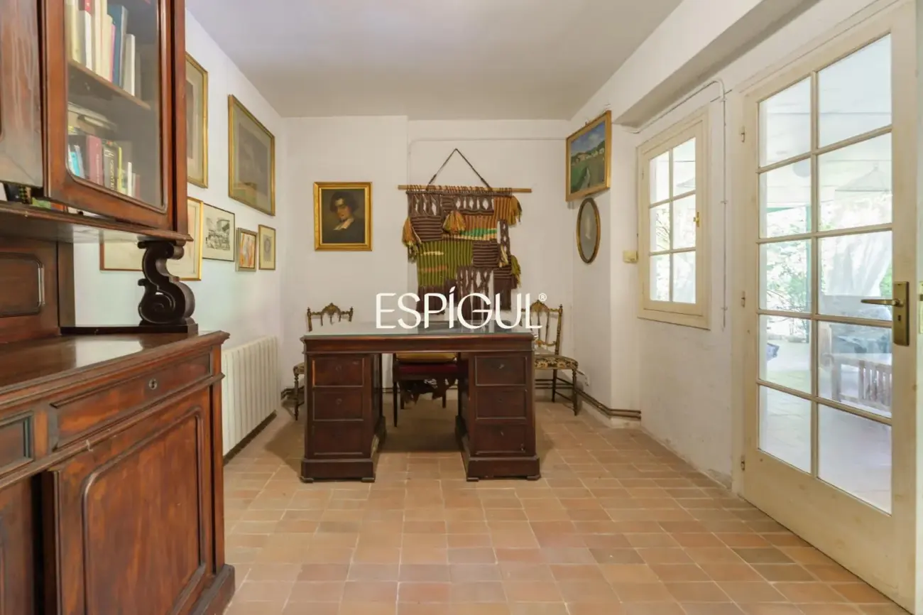 CASA EN VENTA EN BELLATERRA