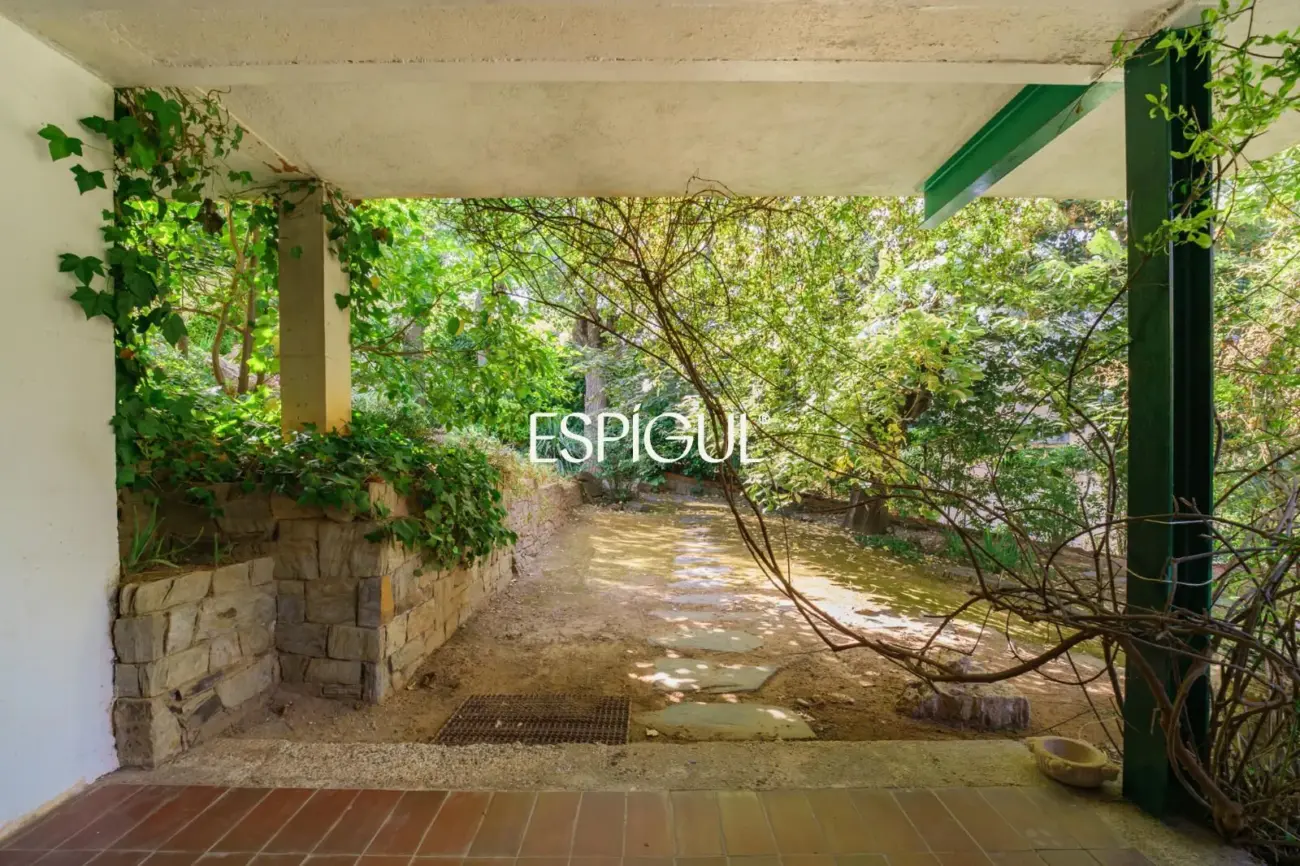 CASA EN VENTA EN BELLATERRA