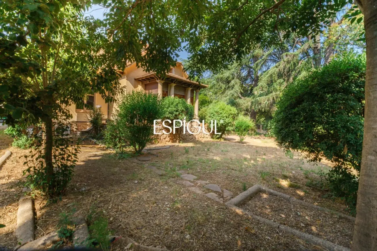 Casa en venta en Sant Cugat del Vallès con vistas al golf