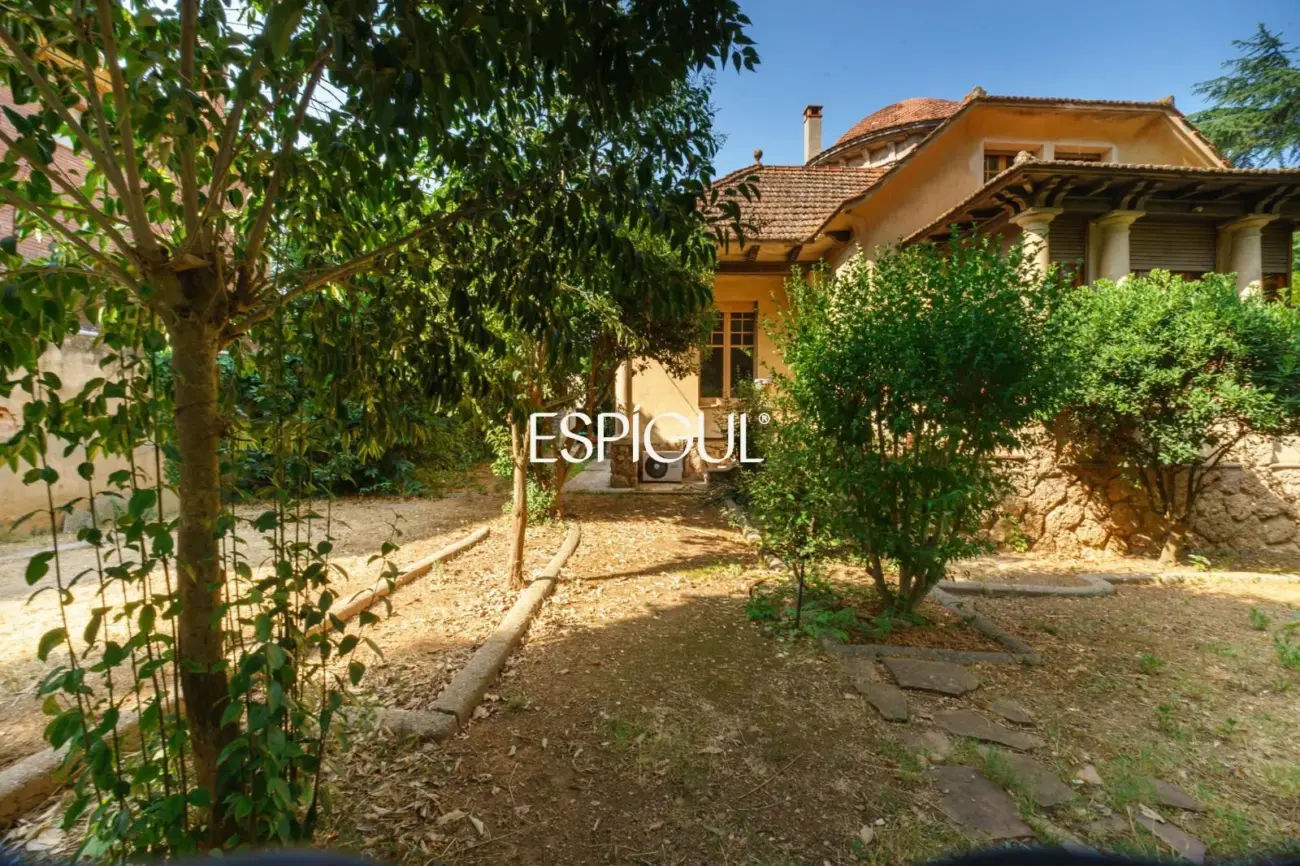 Casa en venta en Sant Cugat del Vallès con vistas al golf