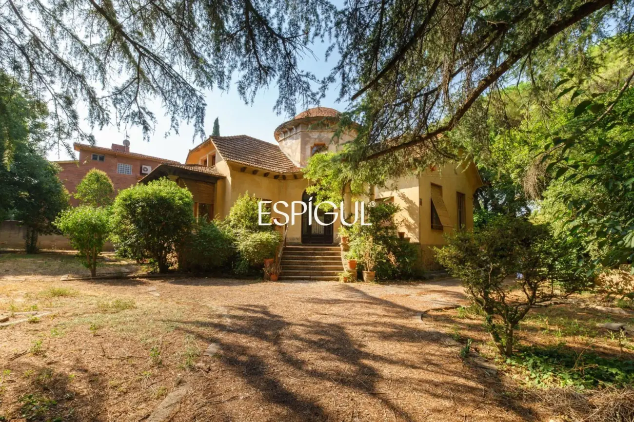 Casa en venta en Sant Cugat del Vallès con vistas al golf