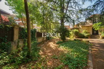 Casa en venta en Sant Cugat del Vallès con vistas al golf
