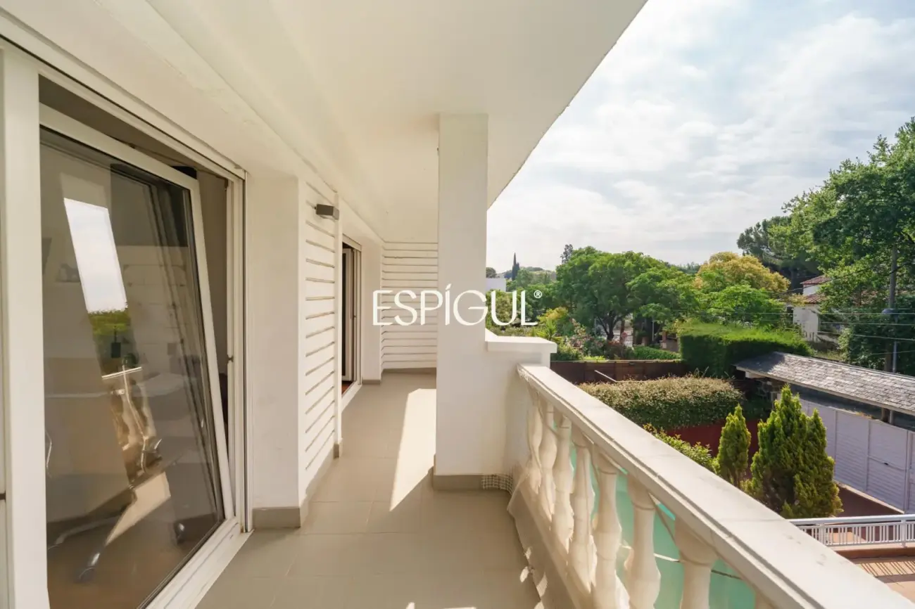 Casa unifamiliar en venta con piscina en Mirasol, Sant Cugat del Vallès