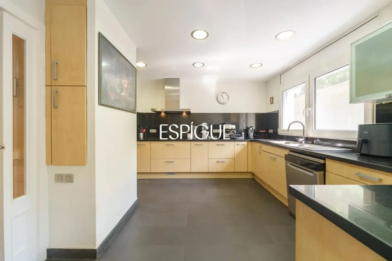 Casa unifamiliar en venta con piscina en Mirasol, Sant Cugat del Vallès