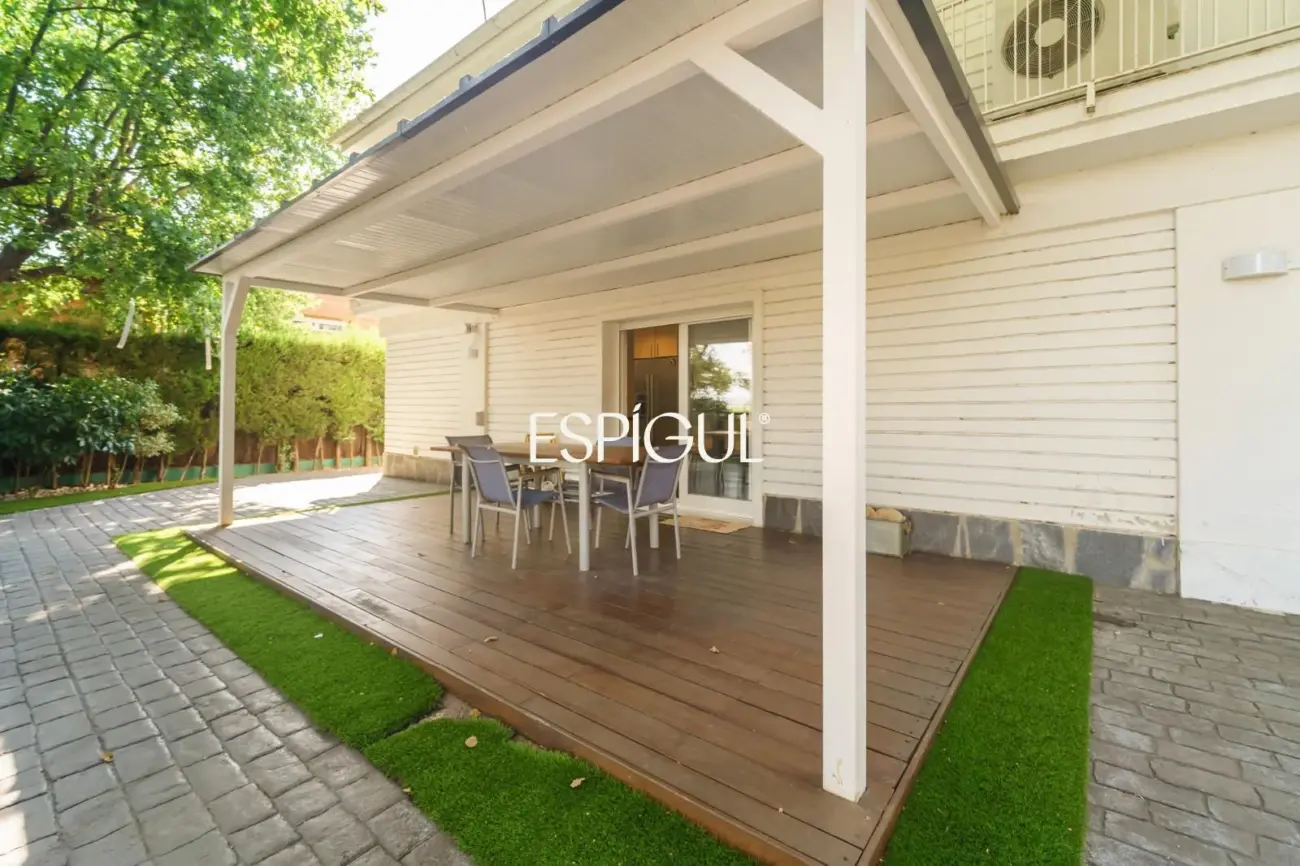 Casa unifamiliar en venta con piscina en Mirasol, Sant Cugat del Vallès