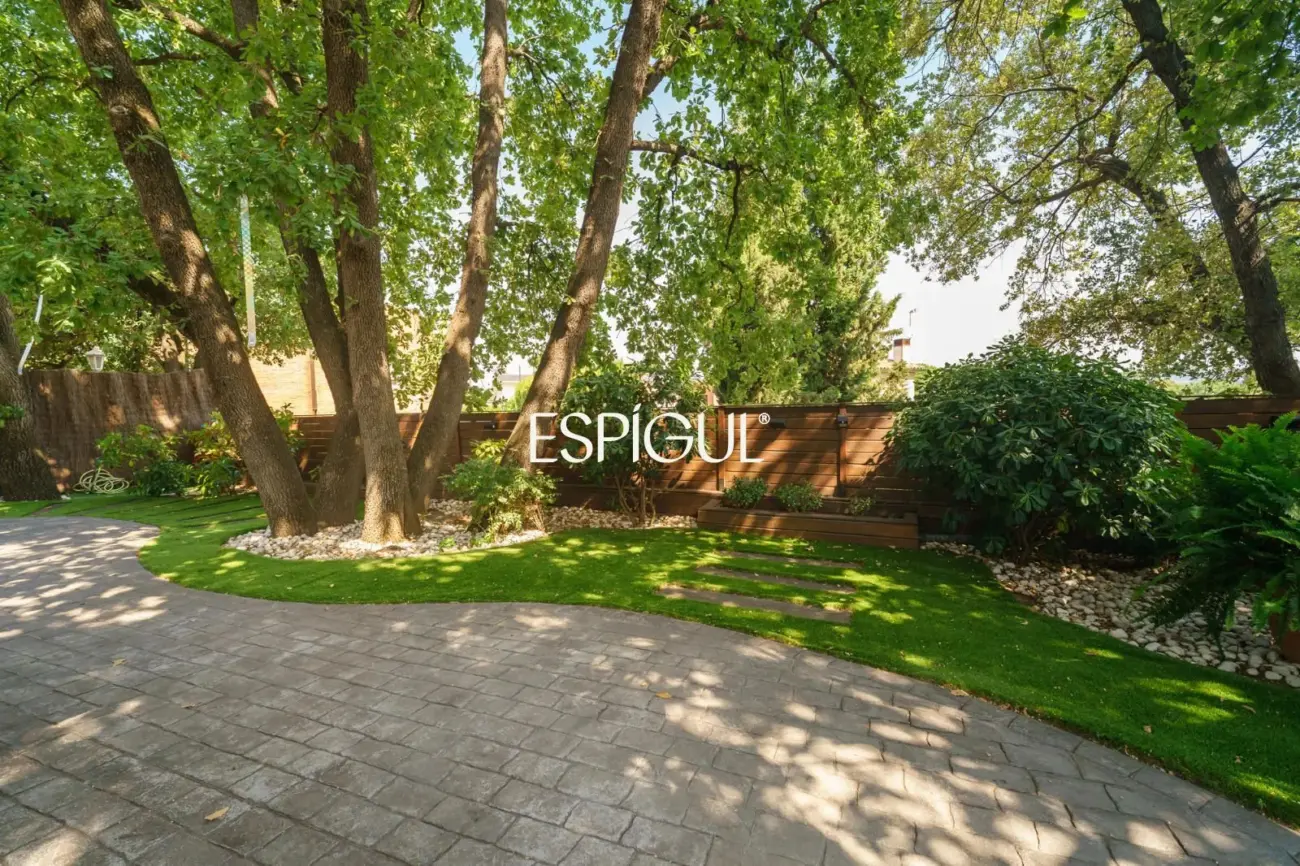 Casa unifamiliar en venta con piscina en Mirasol, Sant Cugat del Vallès