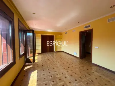 Espectacular ático en venta reformado en Chamartín