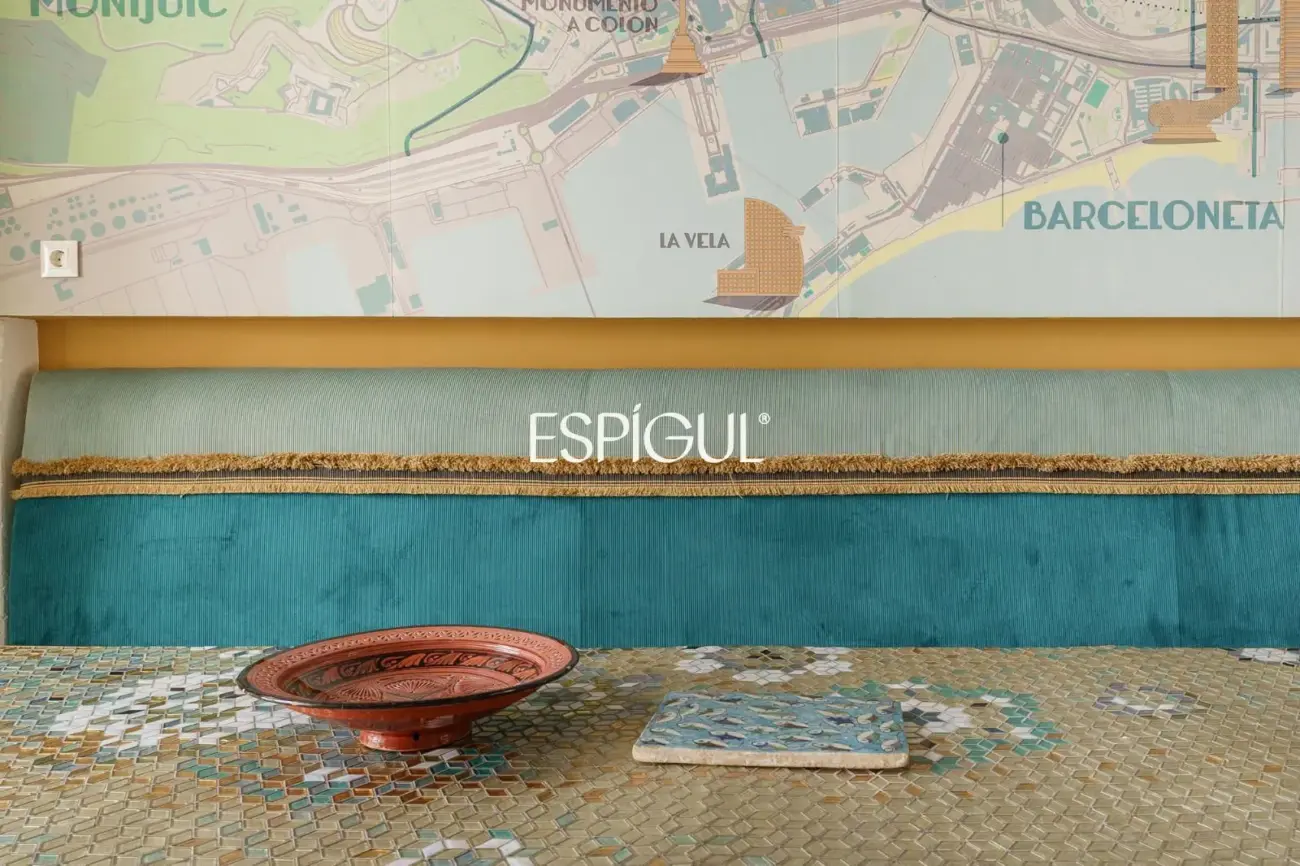 Excepcional residencia de diseñador con vistas a Barcelona y La Sagrada Família
