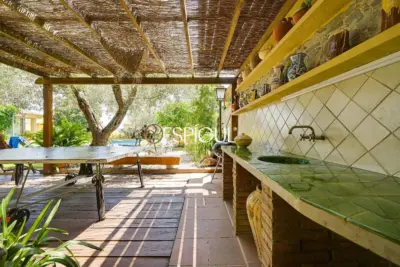 Exclusiva casa con piscina en Mont-ras