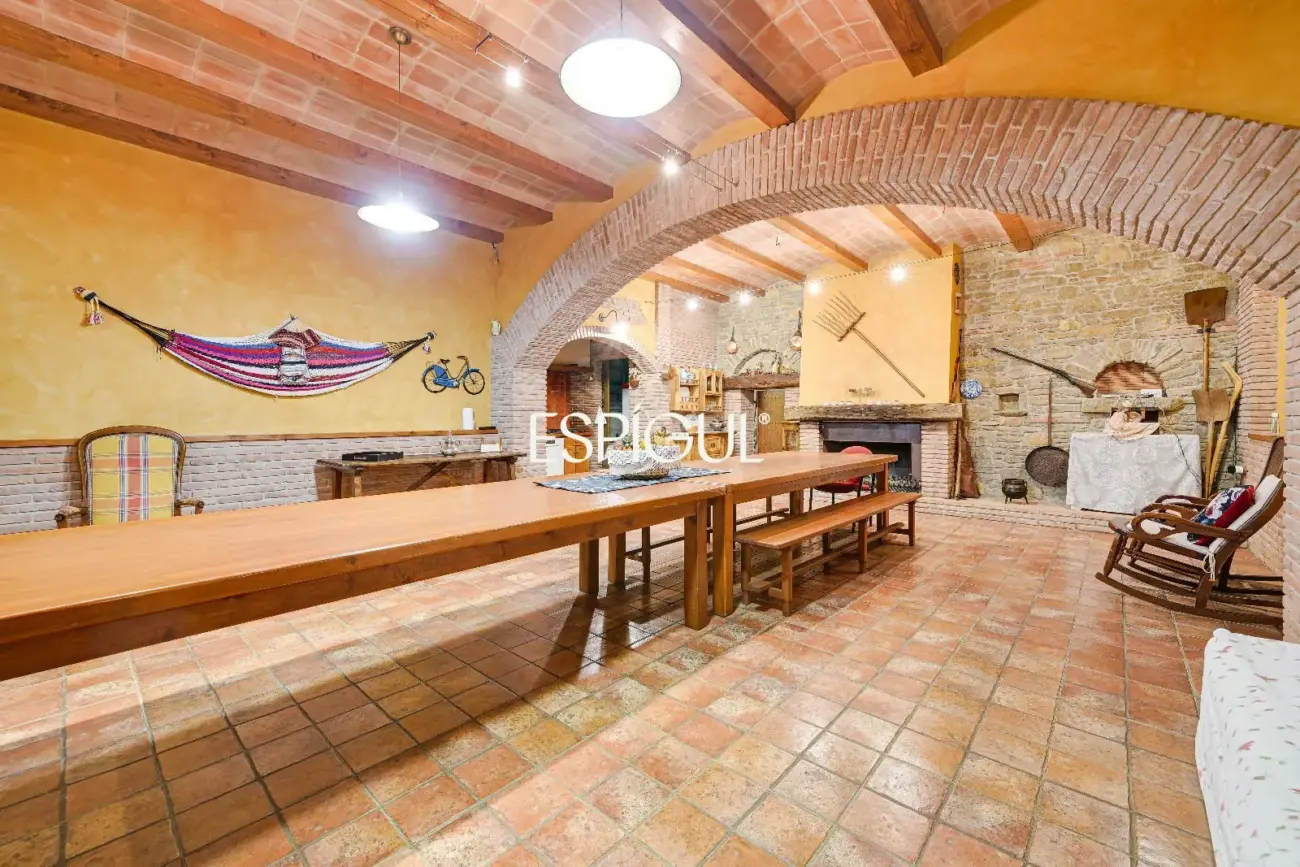 Exclusiva casa con piscina en Mont-ras