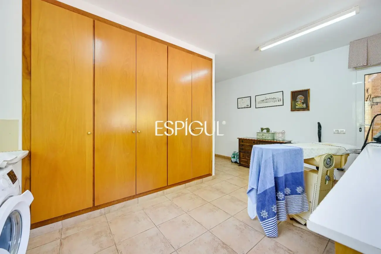 Exclusiva casa con piscina en Mont-ras
