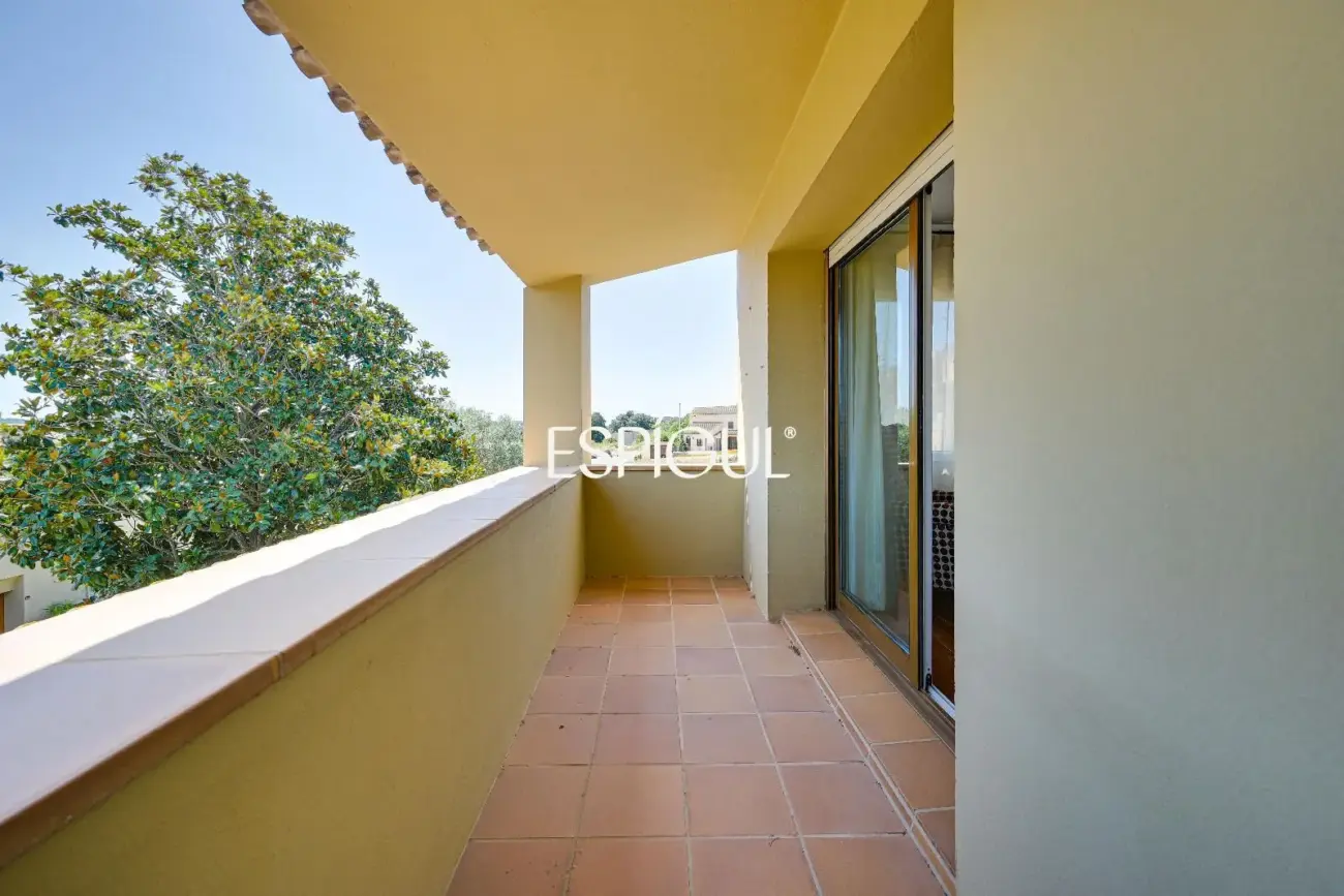 Exclusiva casa con piscina en Mont-ras