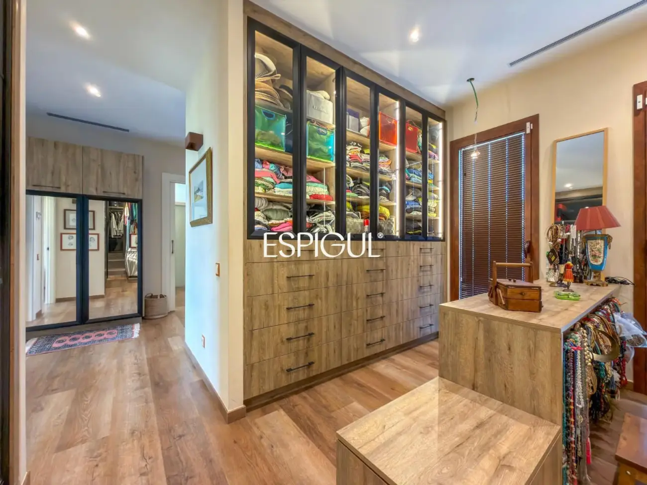Exclusiva residencia contemporánea con vistas al mar en Sant Vicenç de Montalt
