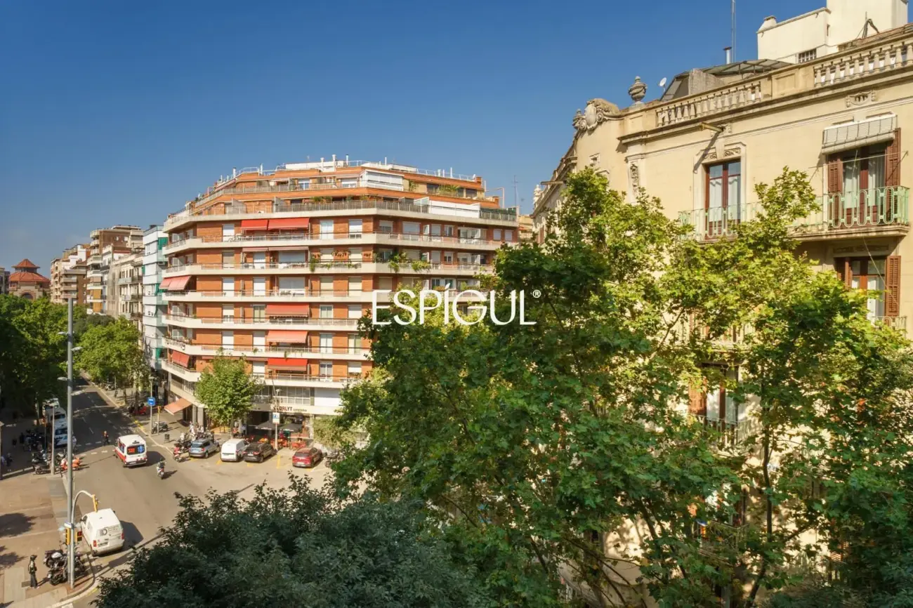 Exclusiva vivienda de 170 m² en una de las ubicaciones más cotizadas de l’Antiga Esquerra de l’Eixample.