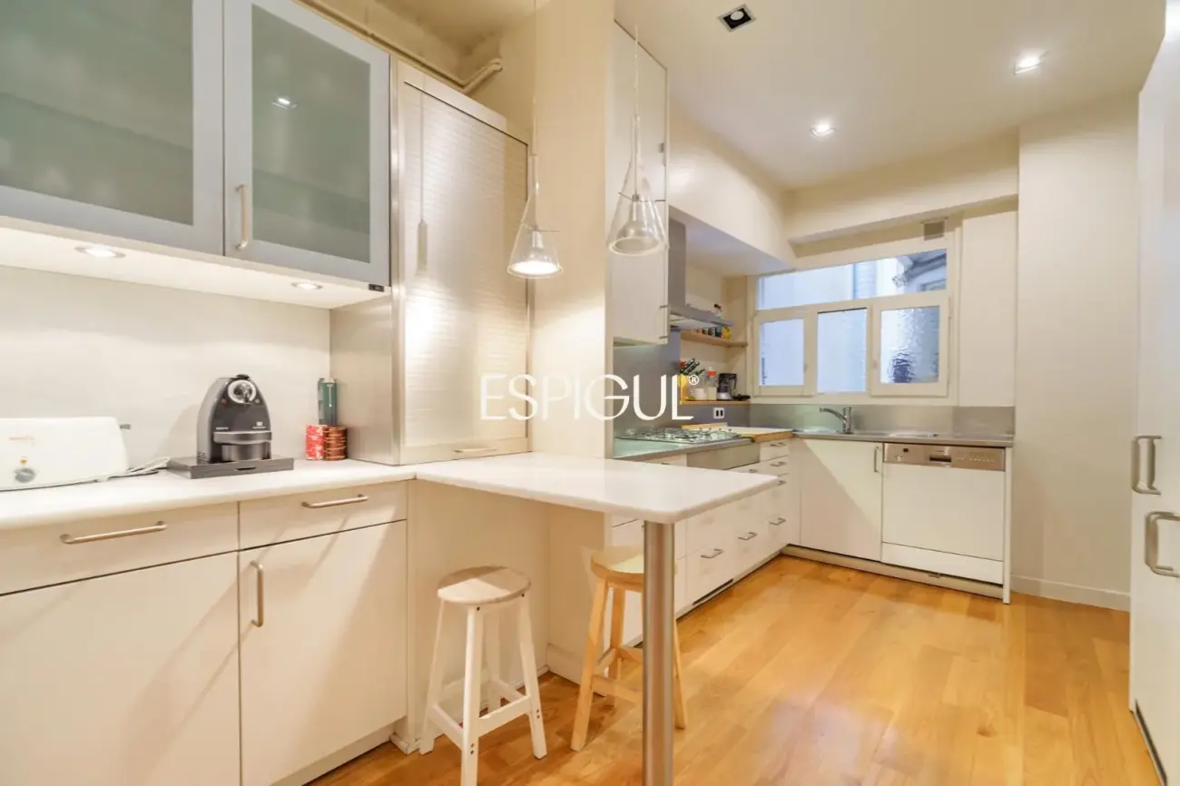 Exclusiva vivienda de 170 m² en una de las ubicaciones más cotizadas de l’Antiga Esquerra de l’Eixample.