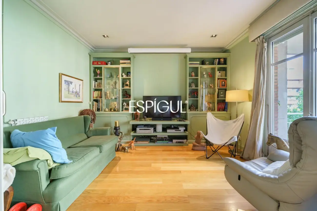Exclusiva vivienda de 170 m² en una de las ubicaciones más cotizadas de l’Antiga Esquerra de l’Eixample.