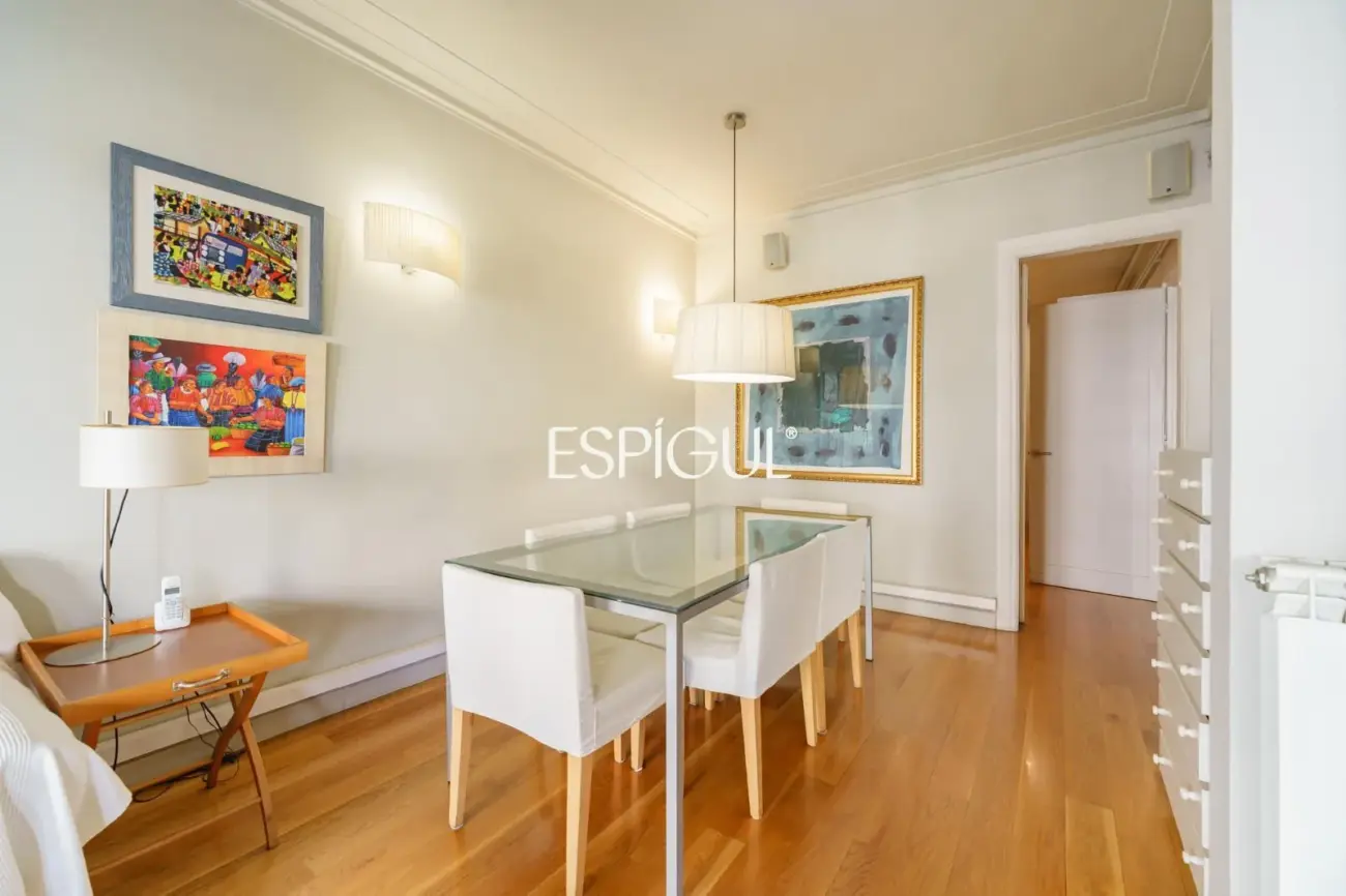 Exclusiva vivienda de 170 m² en una de las ubicaciones más cotizadas de l’Antiga Esquerra de l’Eixample.