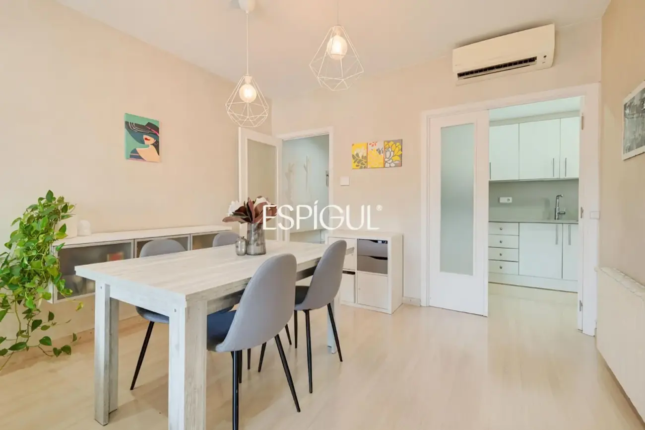 Exclusiu pis a S’Agaró amb pàrquing i traster, molt a prop de la platja de Sant Pol