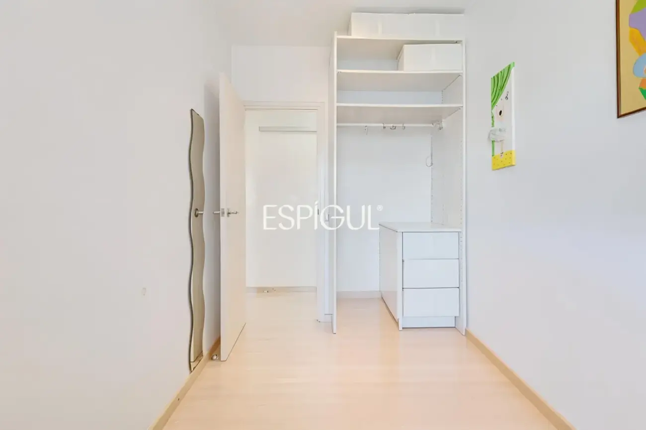 Exclusiu pis a S’Agaró amb pàrquing i traster, molt a prop de la platja de Sant Pol