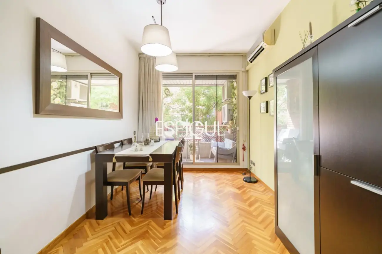 Appartement avec terrasse et parking à côté de la place d’Espagne