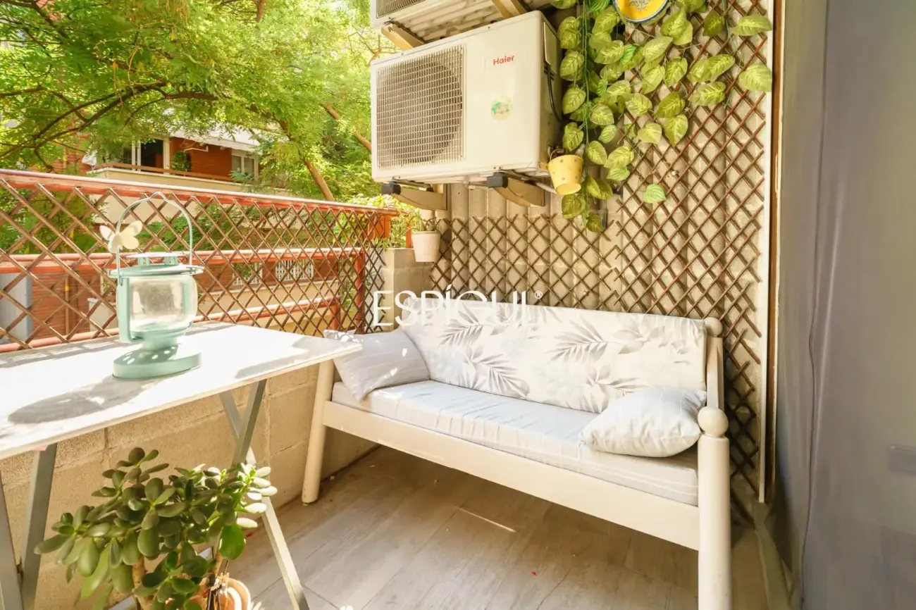 Appartement avec terrasse et parking à côté de la place d’Espagne