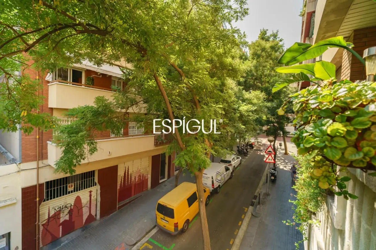 Appartement avec terrasse et parking à côté de la place d’Espagne
