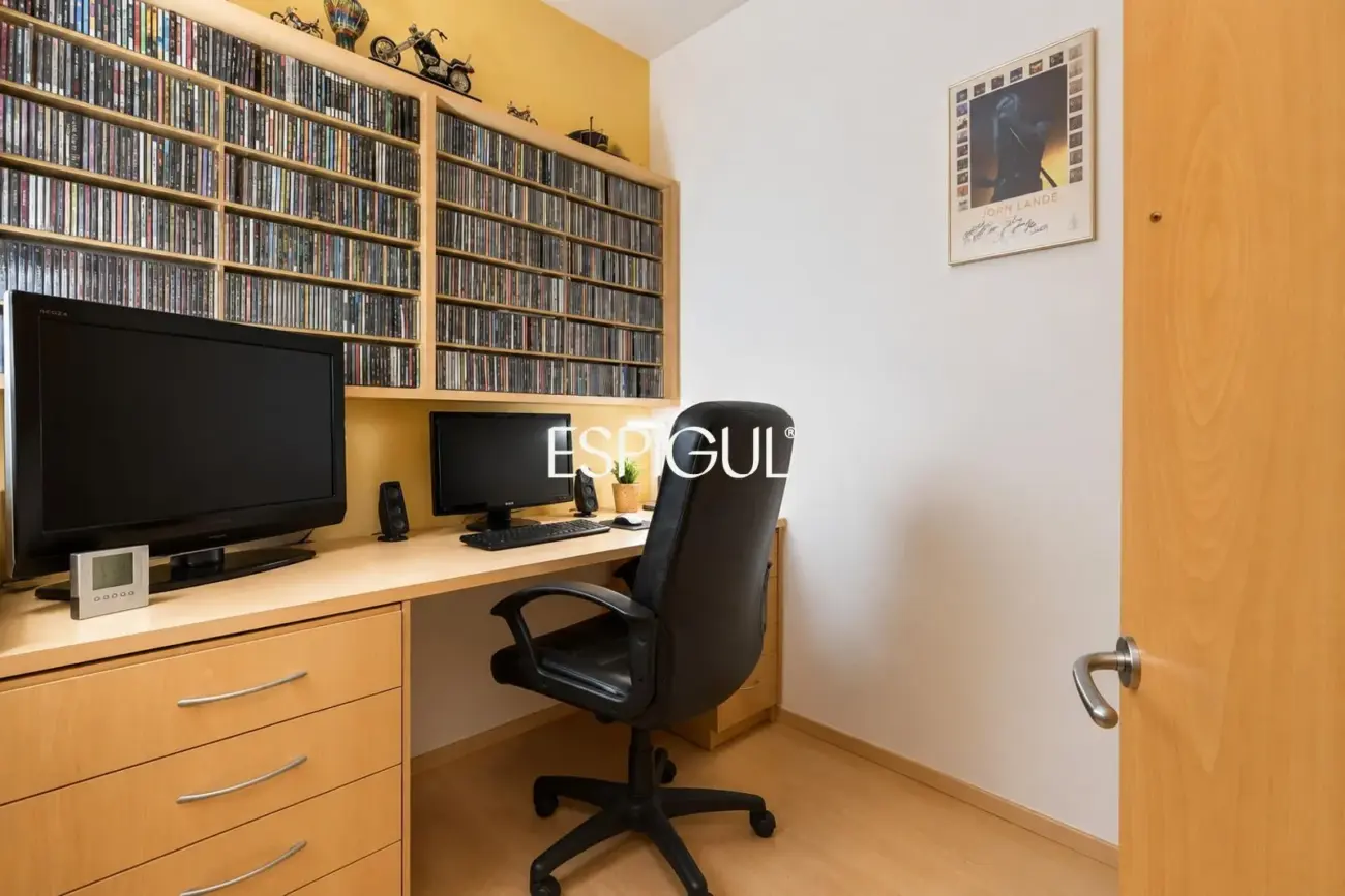 Appartement avec terrasse et parking à côté de la place d’Espagne