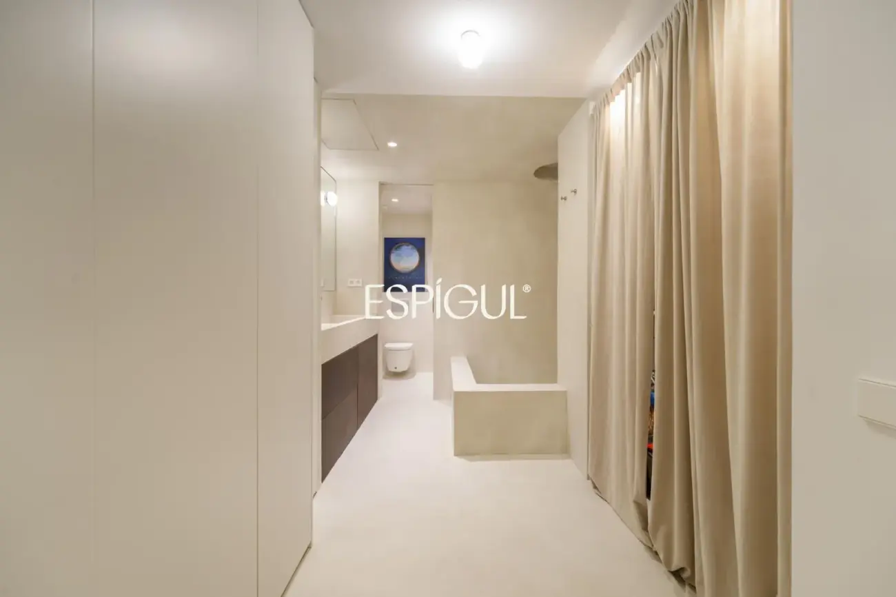 Appartement design neuf avec terrasse de 270 m² à Les Corts