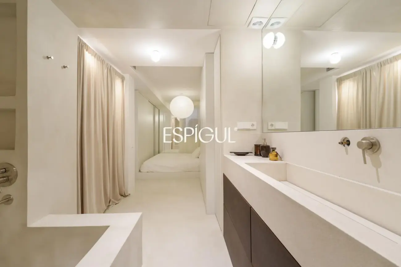 Appartement design neuf avec terrasse de 270 m² à Les Corts
