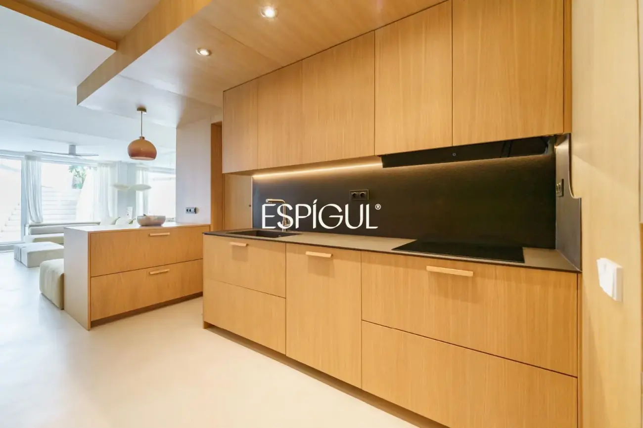 Appartement design neuf avec terrasse de 270 m² à Les Corts