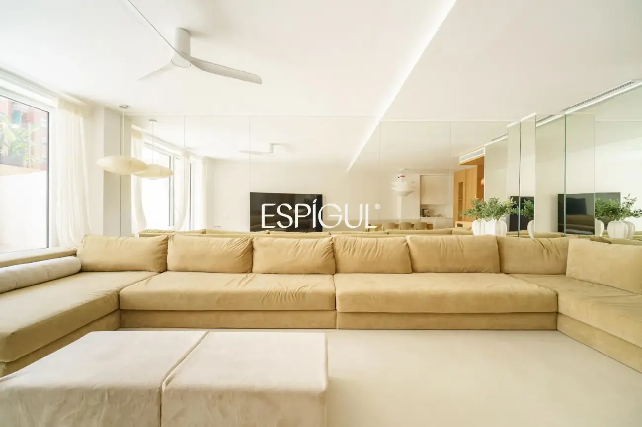 Appartement design neuf avec terrasse de 270 m² à Les Corts