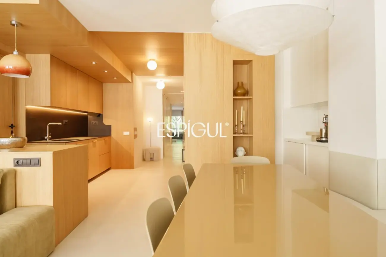 Appartement design neuf avec terrasse de 270 m² à Les Corts