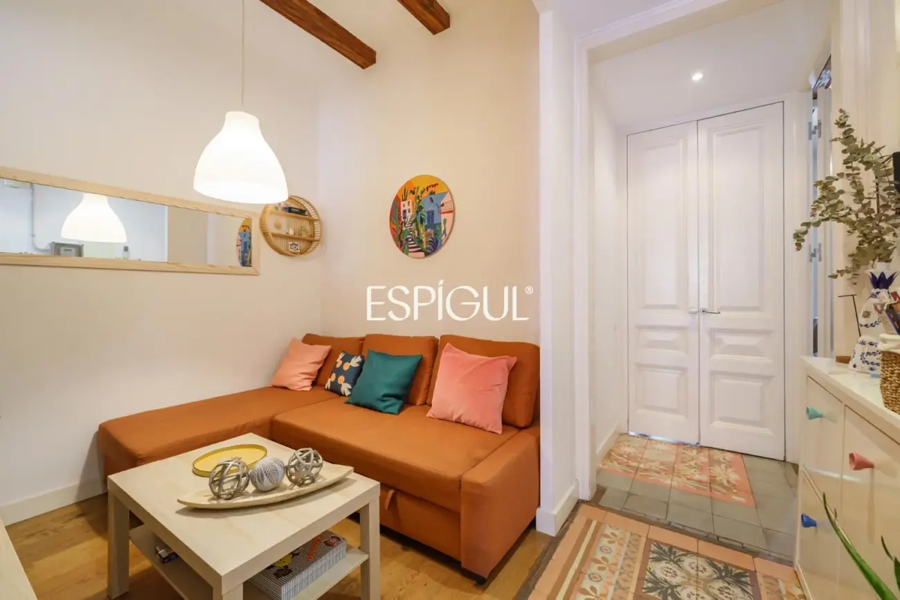 Piso en venta en Carrer de Còrsega, Gràcia