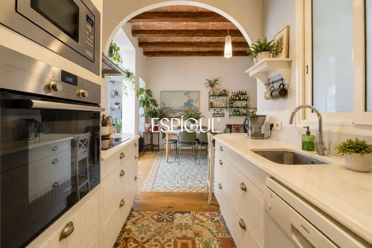 Piso en venta en Carrer de Còrsega, Gràcia