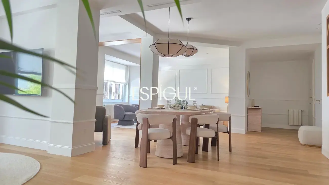 Piso en venta reformado en Hermosilla, Recoletos