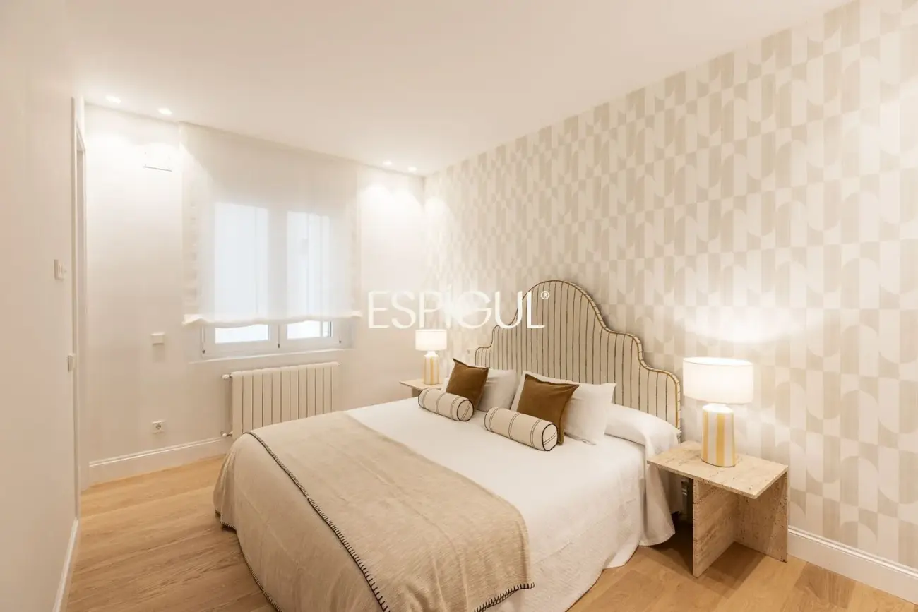 Piso en venta reformado en Hermosilla, Recoletos
