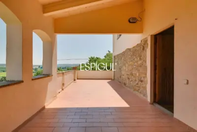 Una casa amb vistes privilegiades al cor de l’Empordà